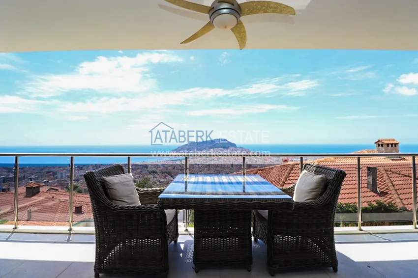 Purchase  Luxury villa with panoramic views of the sea and the castle in Alanya — Kucukhasbahce district 11 