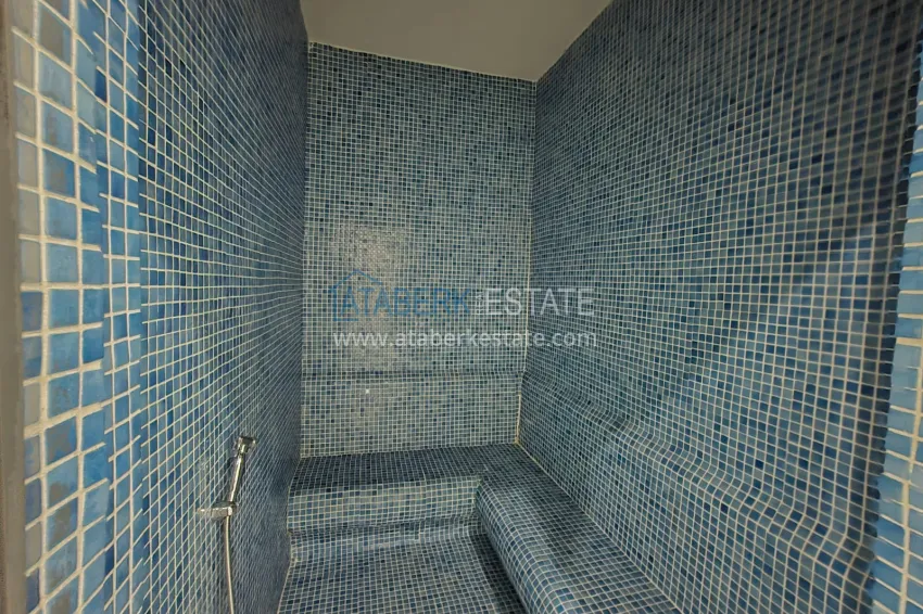 1+1 apartment with a glazed balcony and sea view, Kargicak district — Alanya 10 