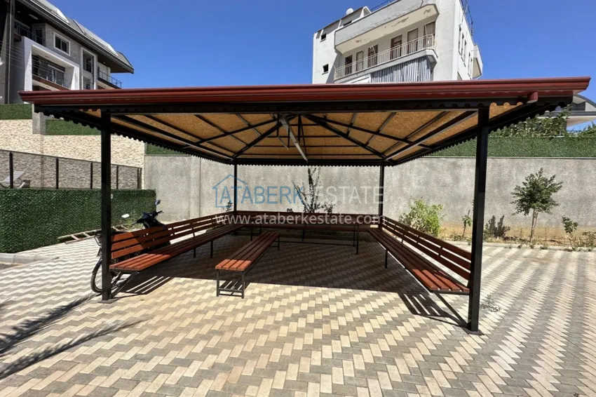 Two-bedroom apartment in a comfortable complex — Alanya, Oba district 12 