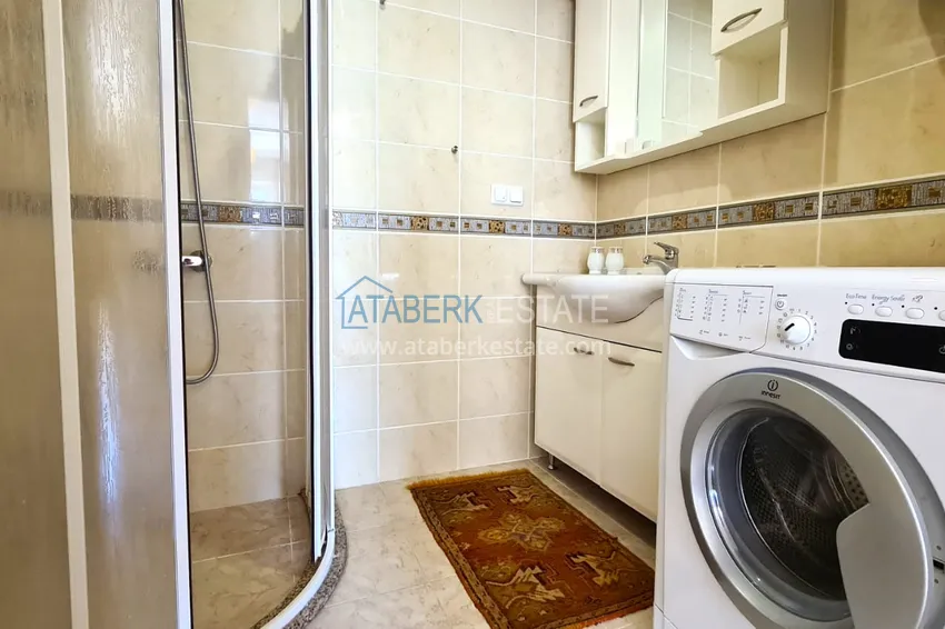 Purchase  2+1 apartment with furniture and a glazed balcony just 300 meters from the sea, Oba district - Alanya 13 