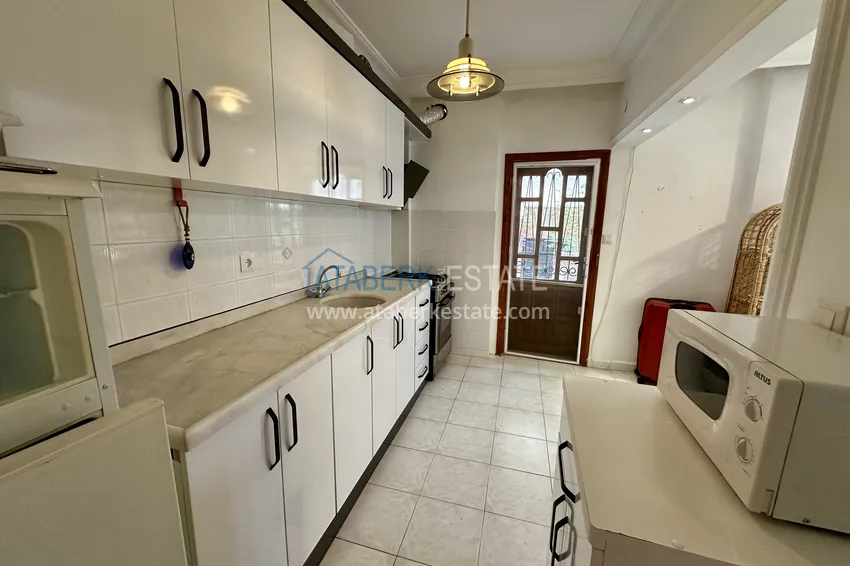 Purchase  1+1 apartment with furniture, sea and marina views in Alanya — Kale district 4 