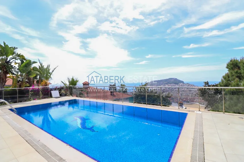 Luxury villa with panoramic views of the sea and the castle in Alanya — Kucukhasbahce district 11 