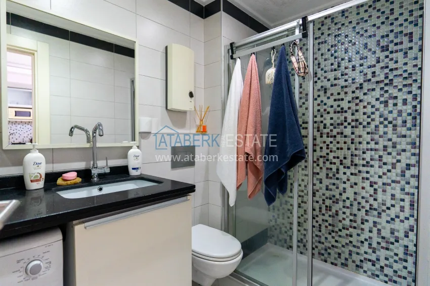 Purchase One bedroom apartment with a glazed balcony in Alanya, Oba district 10 