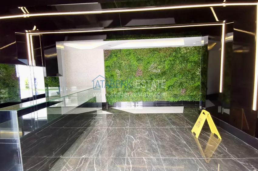 Turnkey three-room apartment in the center of Alanya, just 5 minutes from Cleopatra Beach 12 