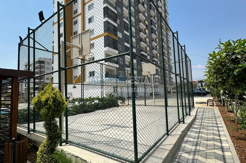 One bedroom apartment with new furniture, separate kitchen and 2 balconies in Mersin, Tomyuk 17