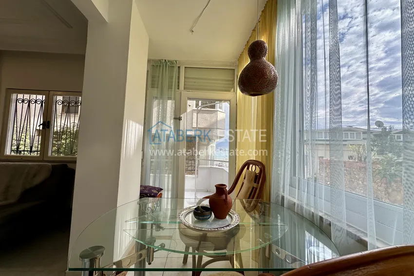 Purchase  1+1 apartment with furniture, sea and marina views in Alanya — Kale district 5 