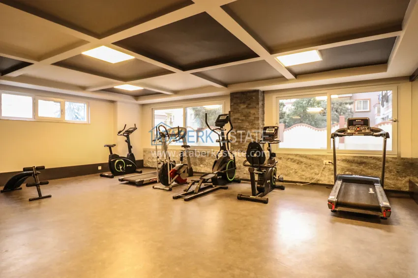 Turnkey 2+1 apartment with glazed cormorants and sea views in the center of Alanya 13