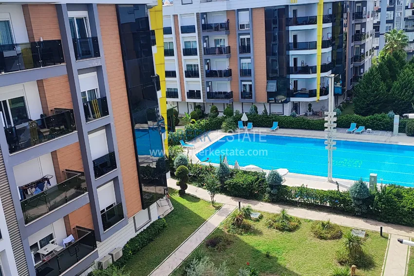Purchase  Urgent sale! Furnished three-room apartment in Antalya - Konyaalti, Liman 14 