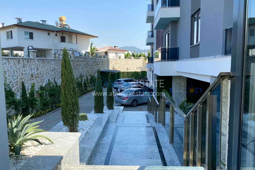 One bedroom apartment with furniture and a glazed balcony in Mahmutlar, Alanya 11 