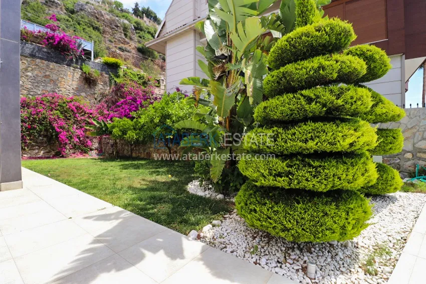 Luxury villa with panoramic views of the sea and the castle in Alanya — Kucukhasbahce district 14 