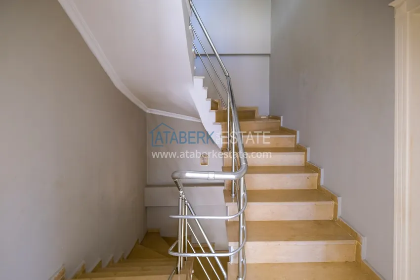 Purchase  Three-storey villa in Alanya - Demirtash district. Suitable for citizenship and residence permits  9 