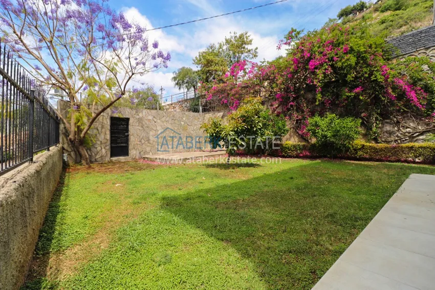 Luxury villa with panoramic views of the sea and the castle in Alanya — Kucukhasbahce district 15 