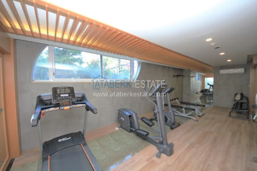 One bedroom apartment in the center of Alanya with furniture and access to a private beach 16