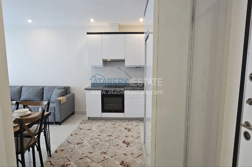 Purchase  Furnished 1+1 apartment 300 meters from the sea, Mahmutlar district — Alanya 1 