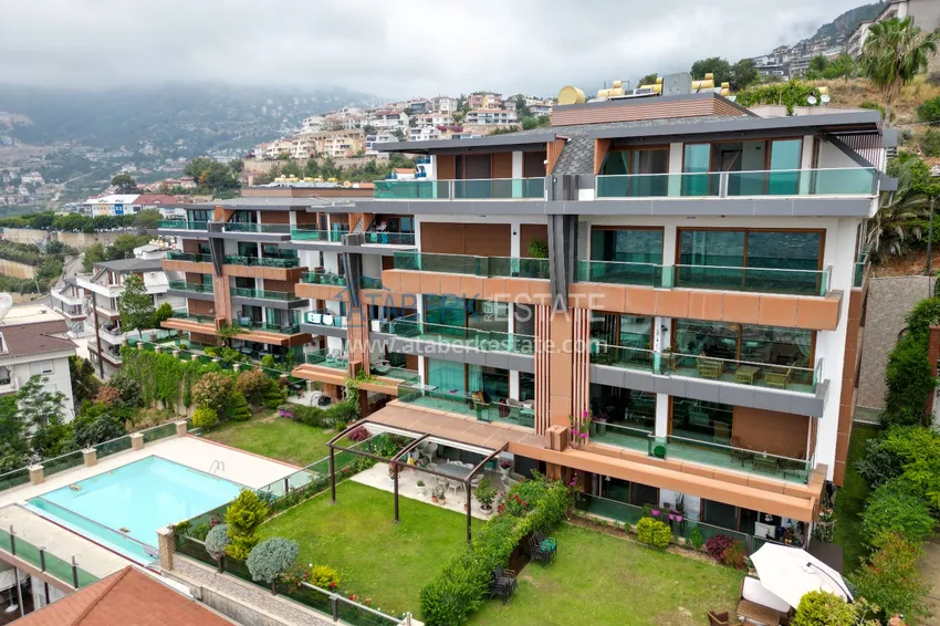 Four-room linear apartment with separate kitchen in the center of Alanya — Hasbahce 1 