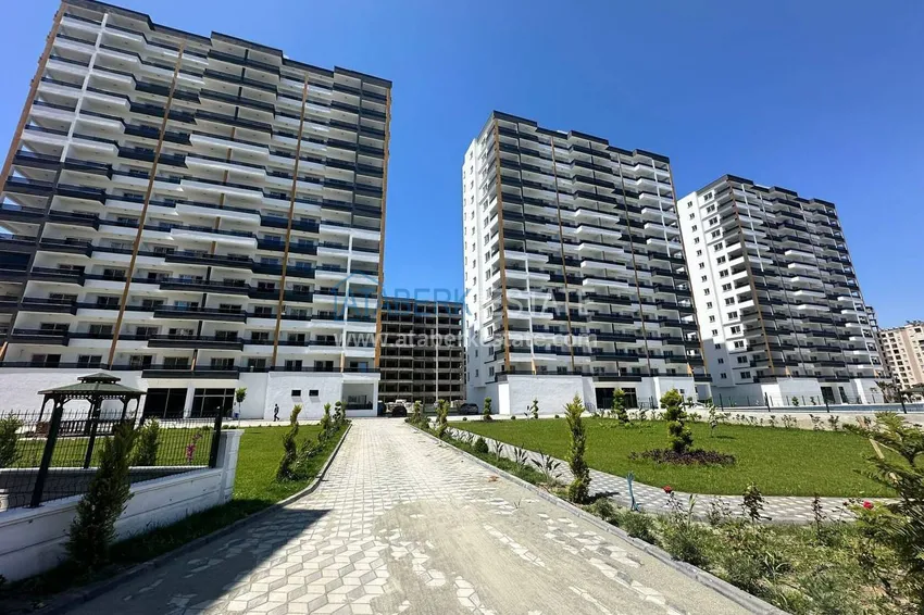 Finished two-bedroom apartment in Mersin, Tomyuk 1 