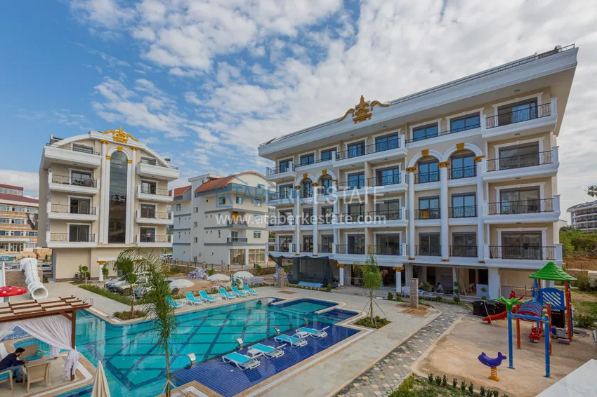 Furnished three-room apartment in a prestigious area of Alanya, Oba 1 