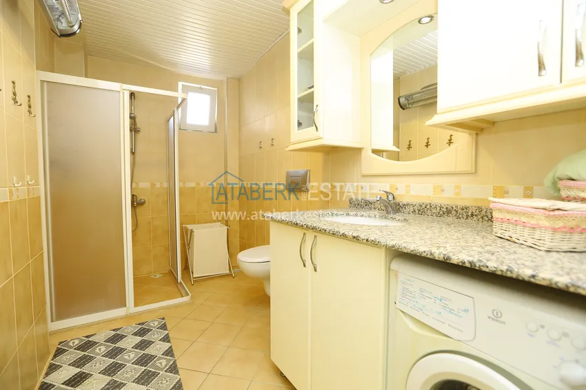 Purchase Turnkey 2+1 apartment with glazed cormorants and sea views in the center of Alanya 20