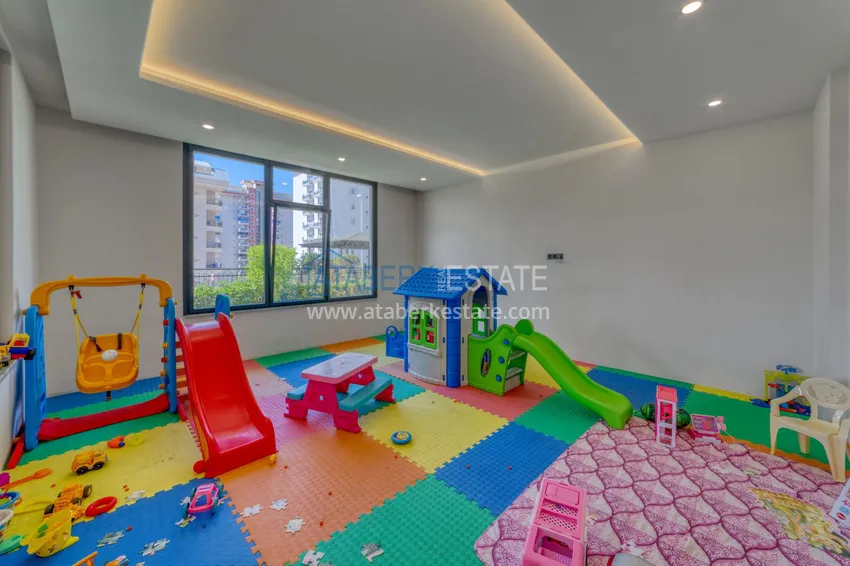 Turnkey two-bedroom apartment in Mahmutlar in a modern complex 24 