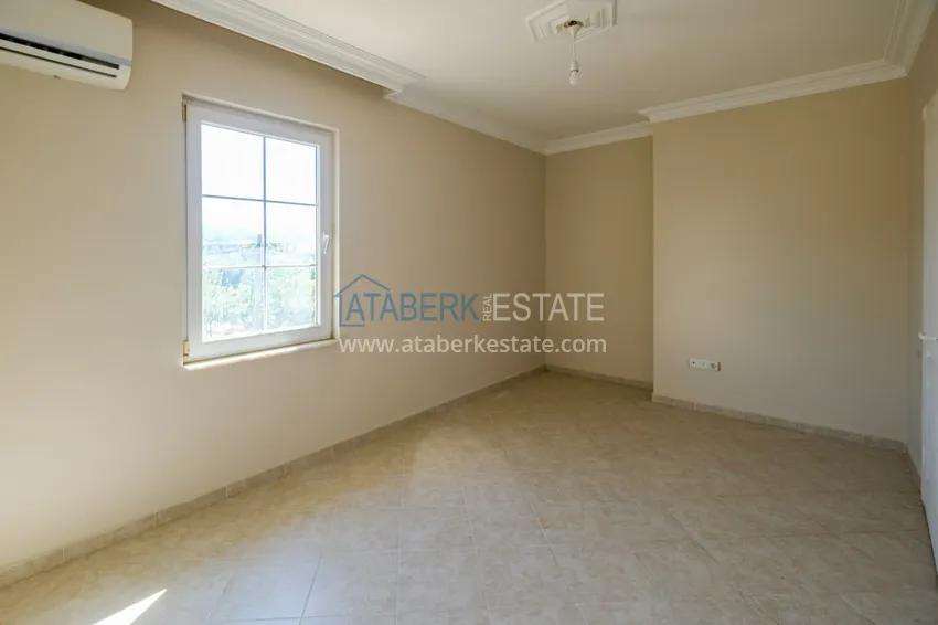 Purchase  Three-storey villa in Alanya - Demirtash district. Suitable for citizenship and residence permits  18 