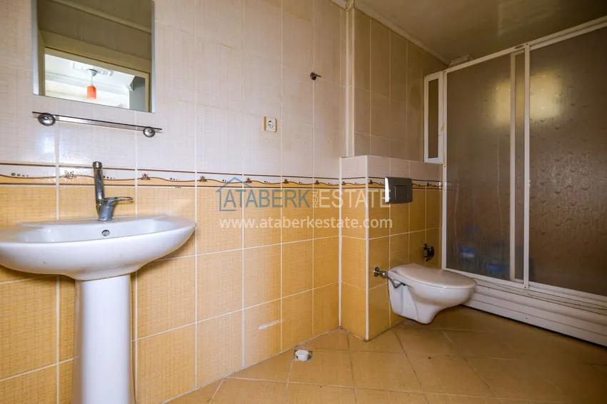 Purchase  Three-storey villa in Alanya - Demirtash district. Suitable for citizenship and residence permits  21 