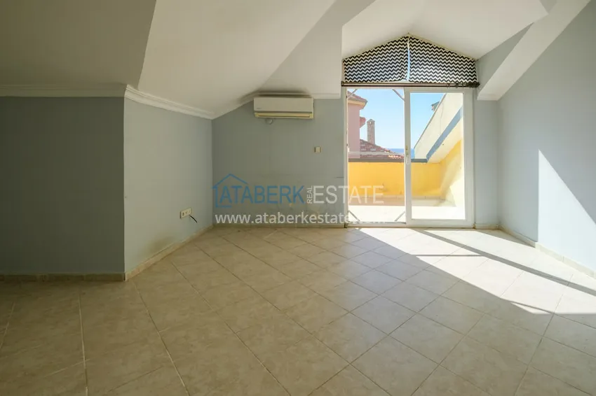 Purchase  Three-storey villa in Alanya - Demirtash district. Suitable for citizenship and residence permits  22 