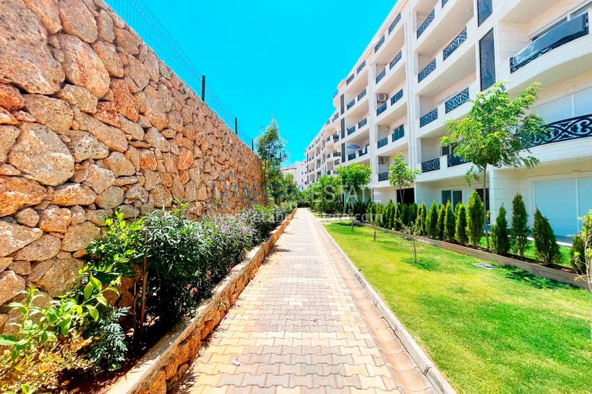 Apartment in Oba with high-quality finishing and open mountain views 2