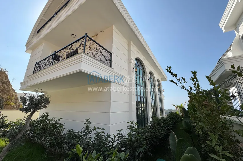 Real estate for citizenship! Detached luxury villa with stunning views in Kargicak 3