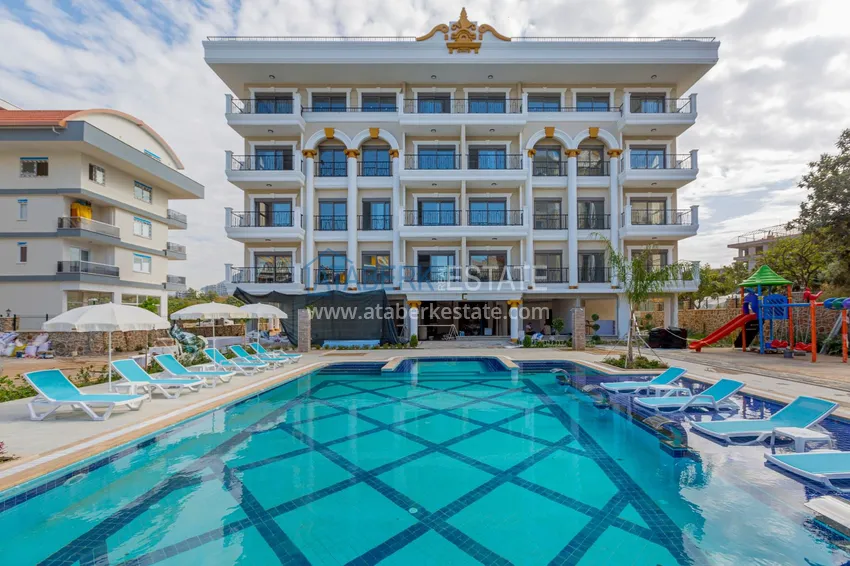 Furnished three-room apartment in a prestigious area of Alanya, Oba 2 