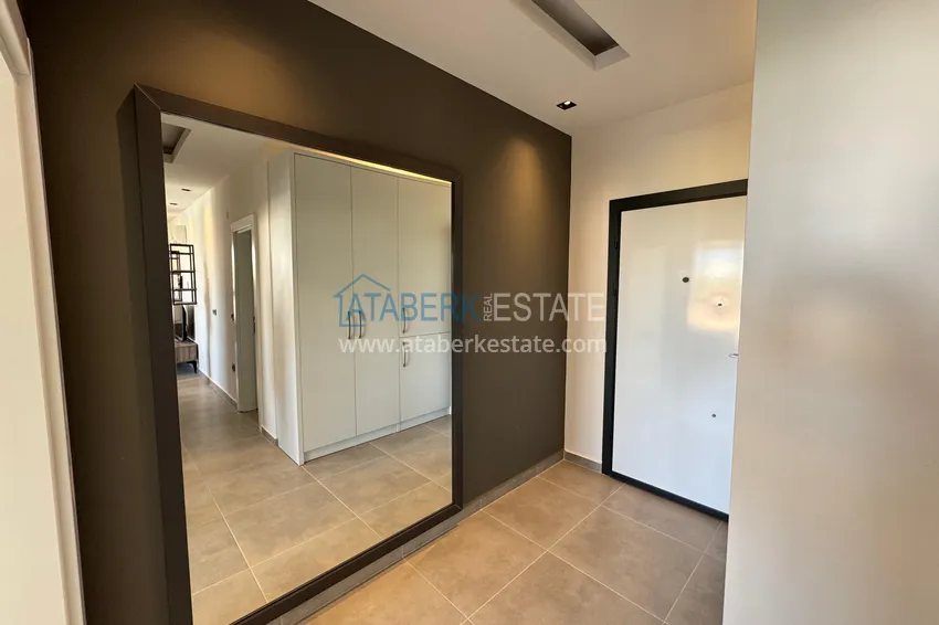 Purchase  Three-room apartment with furniture and mountain views, Mahmutlar district — Alanya 2 