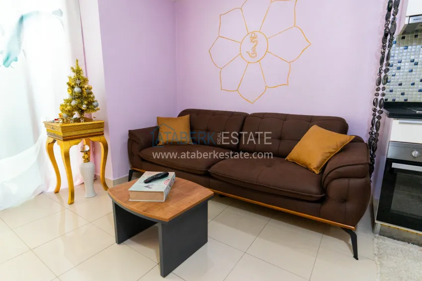 Purchase One bedroom apartment with a glazed balcony in Alanya, Oba district 2 