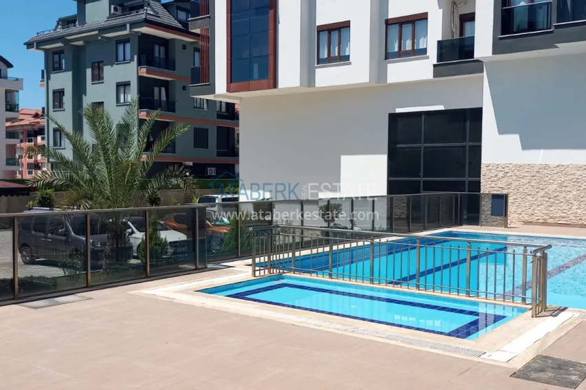 Two-bedroom apartment in a comfortable complex — Alanya, Oba district 3 