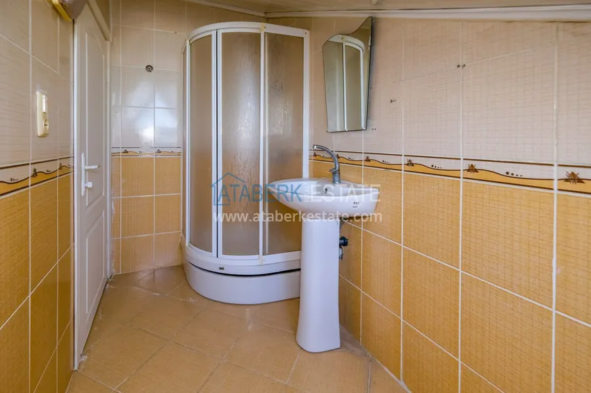 Purchase  Three-storey villa in Alanya - Demirtash district. Suitable for citizenship and residence permits  25 