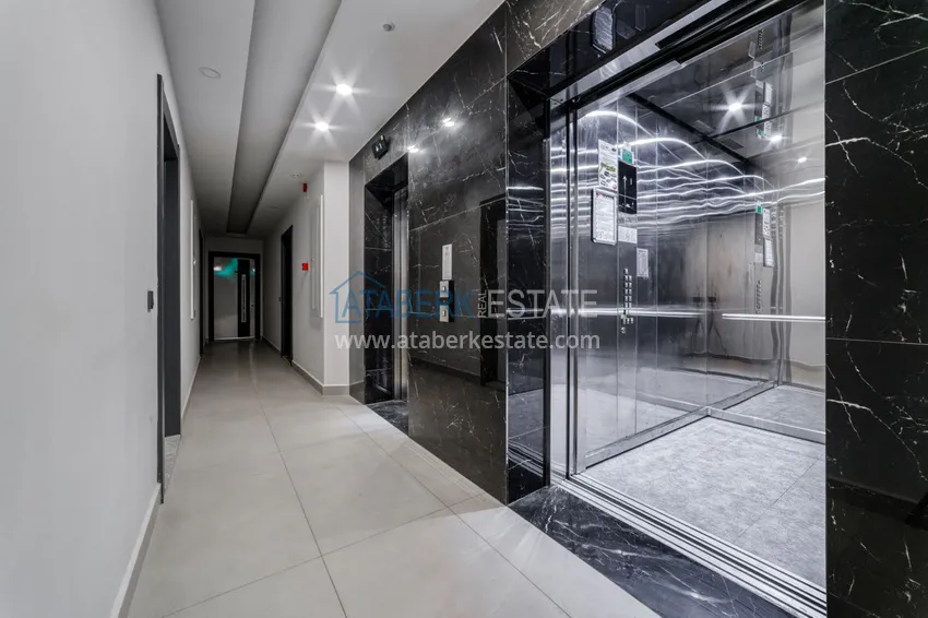 Turnkey two-bedroom apartment in Mahmutlar in a modern complex 35 