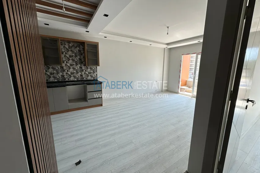 Purchase  1+1 apartment with sea view in Mersin — Arpachbakhshish, in a complex under completion 3 