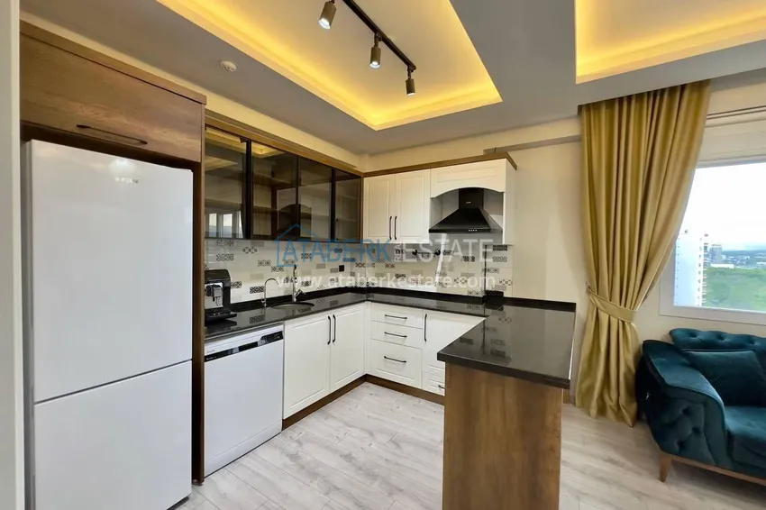 Purchase  Turnkey two-bedroom apartment with sea view in Mersin - Tomyuk 5 