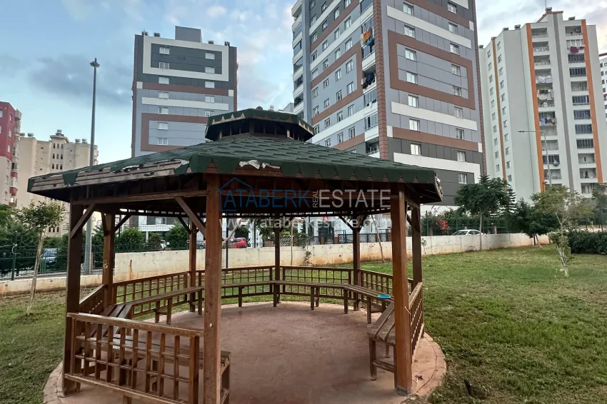 Furnished two-bedroom apartment with panoramic sea views in Soli district, Mersin 4 