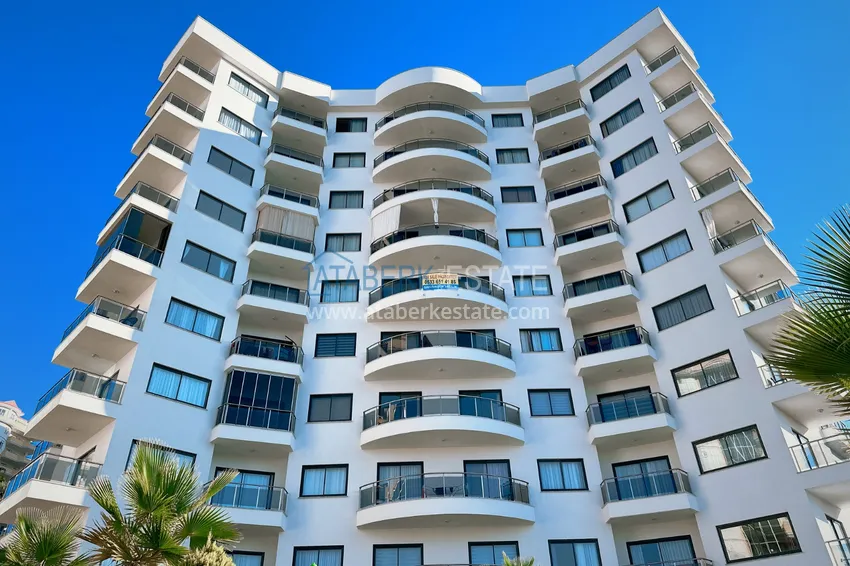 Apartment 1+1 with furniture and sea view, Mahmutlar district — Alanya 4 