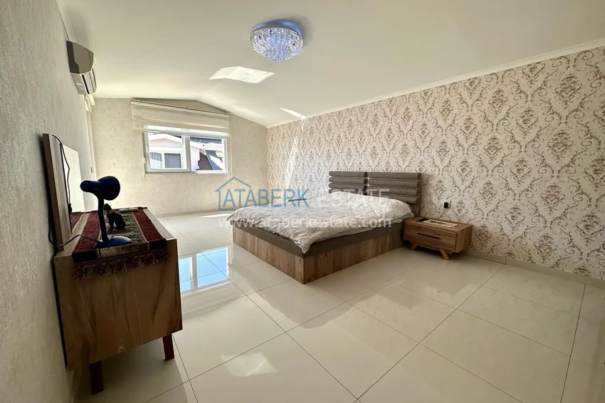 Purchase Duplex penthouse with sea view in an ultra-luxury complex, Alanya Kestel district 5