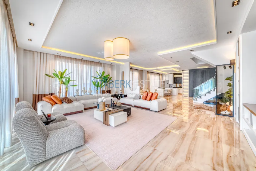 Purchase A fashionable triplex with an exclusive design in Kargicak district, Alanya 4 