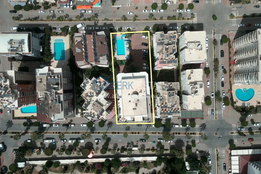 Apartment in Mahmutlar partially furnished with a glazed balcony and sea view 5 