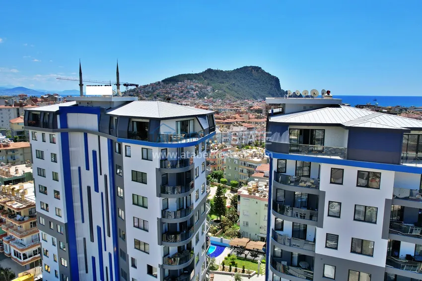 Turnkey three-room apartment in the center of Alanya, just 5 minutes from Cleopatra Beach 5 