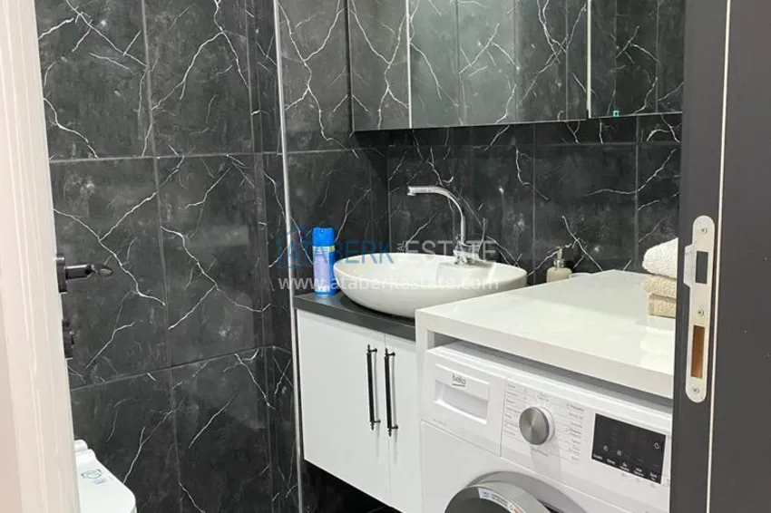 Purchase  One bedroom apartment with furniture in a modern complex, Avsallar district 5 