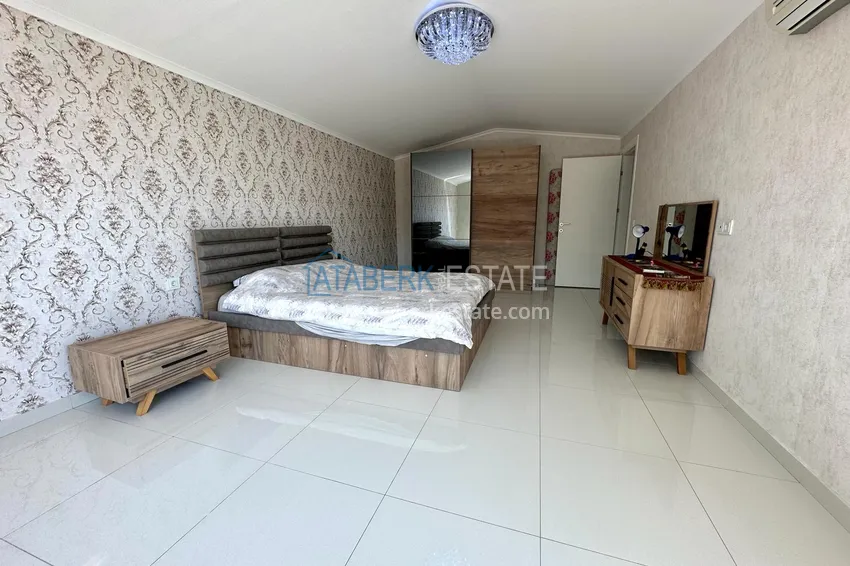 Purchase Duplex penthouse with sea view in an ultra-luxury complex, Alanya Kestel district 6