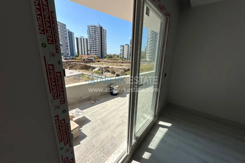 Purchase  1+1 apartment with sea view in Mersin — Arpachbakhshish, in a complex under completion 5 