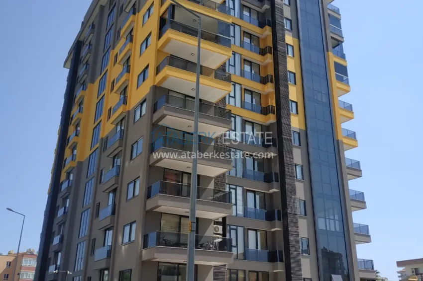 Three-room apartment in Mahmutlar, with a separate kitchen in a modern complex 5 