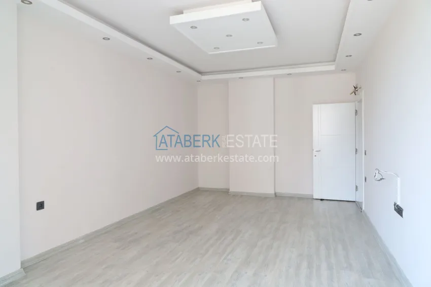 Purchase Three-room apartment in Mahmutlar, with a separate kitchen in a modern complex 5 