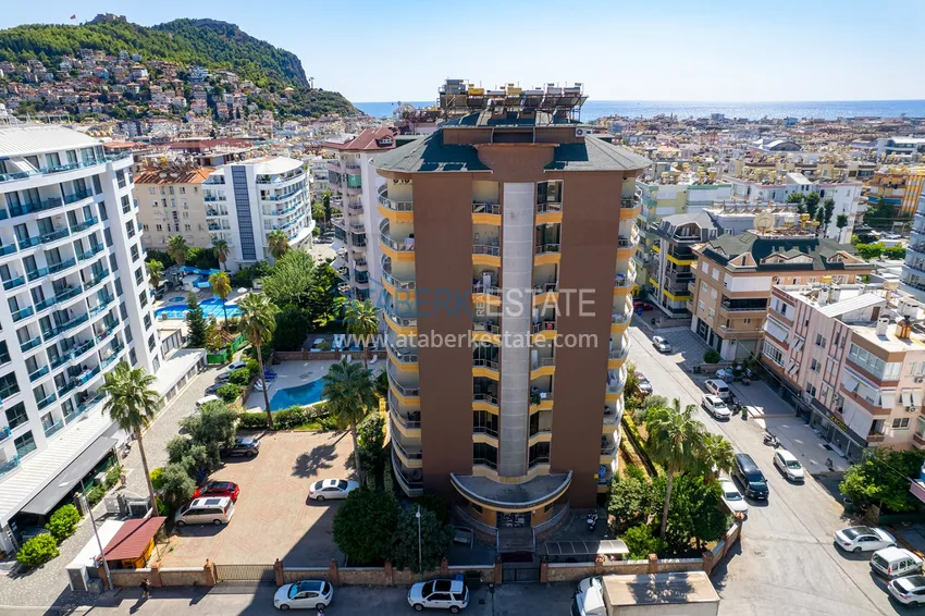 4+1 single-level apartment with a separate kitchen in the center of Alanya, Cleopatra beach area 6