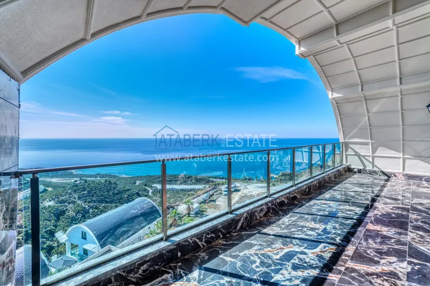 Purchase A fashionable triplex with an exclusive design in Kargicak district, Alanya 63 