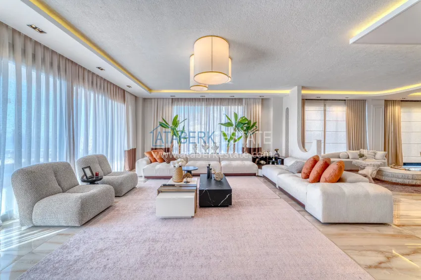 Purchase A fashionable triplex with an exclusive design in Kargicak district, Alanya 6 